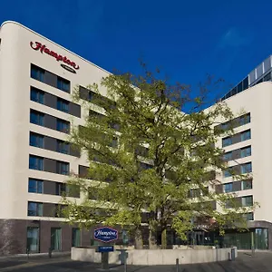 *** Отель Hampton By Hilton Frankfurt Airport Германия